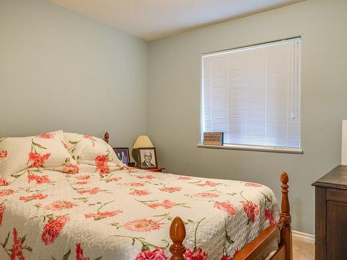 2530 Anderson Ave, Port Alberni, BC - Indoor Photo Showing Bedroom