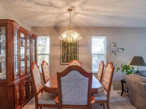 2530 Anderson Ave, Port Alberni, BC - Indoor Photo Showing Dining Room