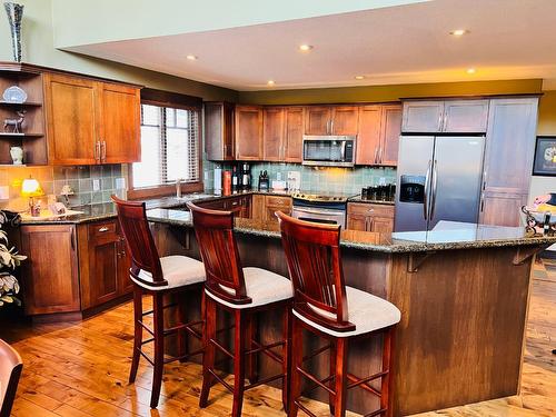 2 - 2600 Riverrock Way, Invermere, BC - Indoor Photo Showing Kitchen