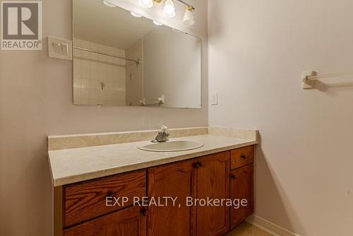 83 Green Briar Road, New Tecumseth, ON - Indoor Photo Showing Bathroom