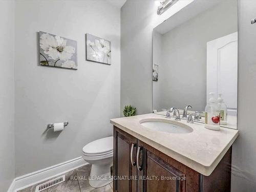 2 Fallowfield Rd, Brampton, ON - Indoor Photo Showing Bathroom