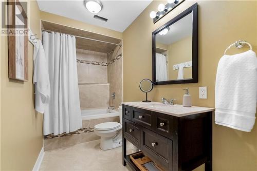 500 Angus Campbell Drive, Pembroke, ON - Indoor Photo Showing Bathroom