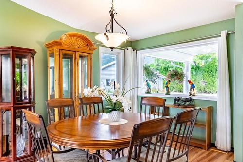 409 33Rd Avenue S, Erickson, BC - Indoor Photo Showing Dining Room