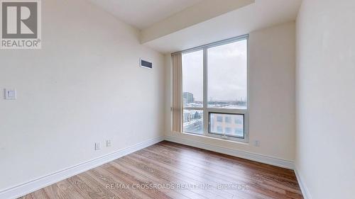 #808 -9088 Yonge St, Richmond Hill, ON - Indoor Photo Showing Other Room