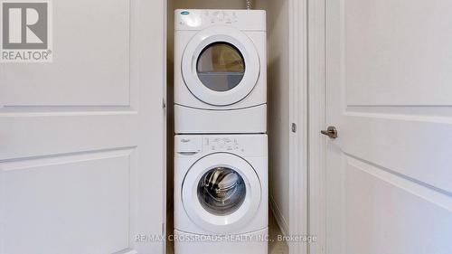 #808 -9088 Yonge St, Richmond Hill, ON - Indoor Photo Showing Laundry Room