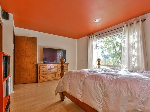Chambre Ã Â coucher - 10 Rue Ekers, Sainte-Agathe-Des-Monts, QC - Indoor Photo Showing Bedroom