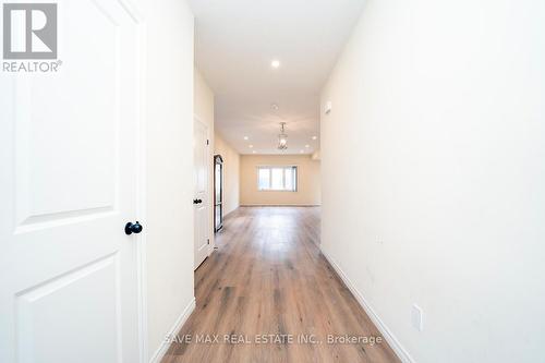 3613 Earlston, London, ON - Indoor Photo Showing Other Room