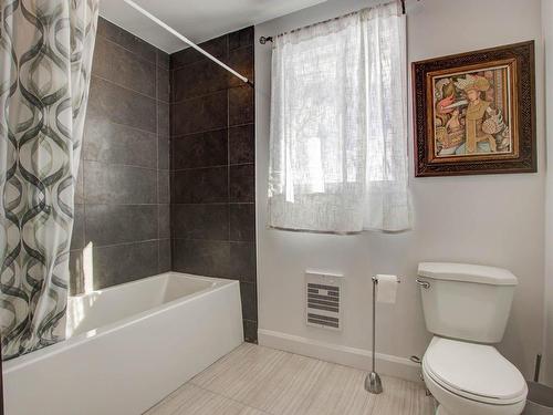 Salle de bains - 170 Rue Leroux, Les Cèdres, QC - Indoor Photo Showing Bathroom