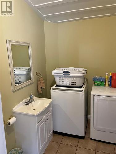 8 Third Street, Bell Island, NL - Indoor Photo Showing Laundry Room