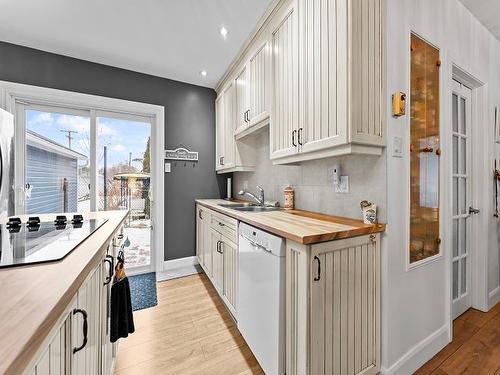 Kitchen - 111 Rue St-Thomas, Notre-Dame-Du-Bon-Conseil - Village, QC - Indoor Photo Showing Kitchen With Double Sink