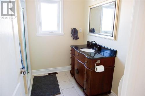99 D 8Th Concession Rd, Billings, ON - Indoor Photo Showing Bathroom