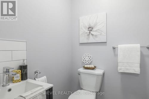 36 Birchcliff Ave, Kawartha Lakes, ON - Indoor Photo Showing Bathroom