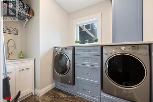 1080 Applewood Lane, South Frontenac, ON - Indoor Photo Showing Laundry Room