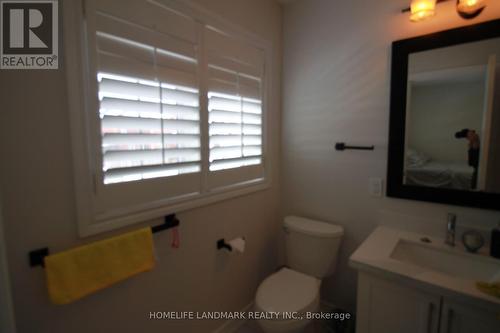 89 William Booth Avenue, Newmarket, ON - Indoor Photo Showing Bathroom