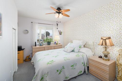 304 Dugan Street, Creston, BC - Indoor Photo Showing Bedroom