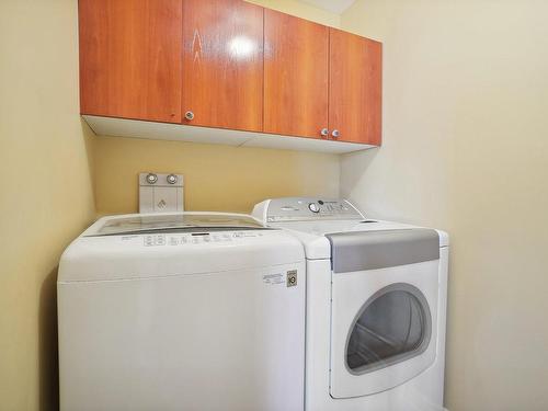 Salle de lavage - 773 Rue Des Huards, Mont-Saint-Hilaire, QC - Indoor Photo Showing Laundry Room