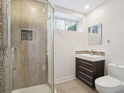 Salle de bains - 773 Rue Des Huards, Mont-Saint-Hilaire, QC - Indoor Photo Showing Bathroom