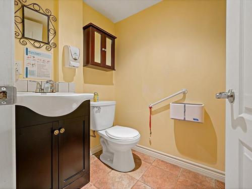 Powder room - 330  - 334 Rue Des Merles, Nominingue, QC - Indoor Photo Showing Bathroom