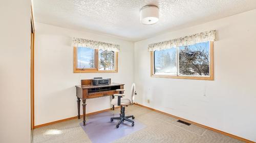 1929 13Th Avenue, Invermere, BC - Indoor Photo Showing Office