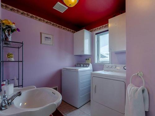 Salle d'eau - 5316 Rue Nantel, Longueuil (Saint-Hubert), QC - Indoor Photo Showing Laundry Room