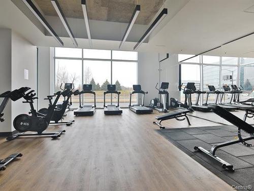 Salle d'exercice - 309-5505 Boul. Du Quartier, Brossard, QC - Indoor Photo Showing Gym Room