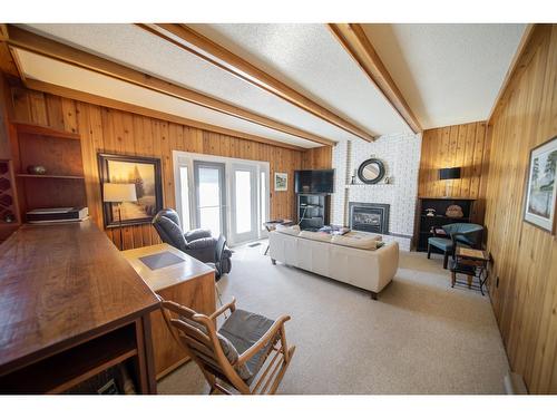 380 Ivy Road, Cranbrook, BC - Indoor With Fireplace