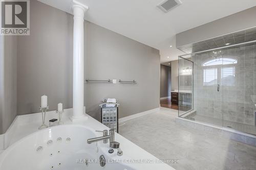 4072 Highland Park Dr, Lincoln, ON - Indoor Photo Showing Bathroom