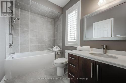 4072 Highland Park Dr, Lincoln, ON - Indoor Photo Showing Bathroom