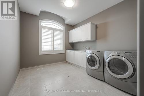 4072 Highland Park Drive, Lincoln, ON - Indoor Photo Showing Laundry Room