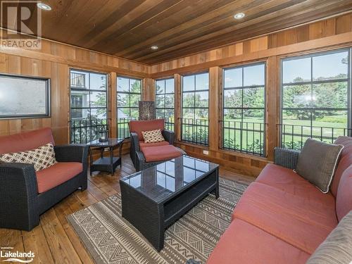 3876 Muskoka Rd Hwy 118 W Unit# Sandfield 4 Week 1, Port Carling, ON - Indoor Photo Showing Living Room