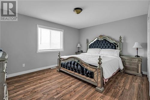 97 French Avenue, Long Sault, ON - Indoor Photo Showing Bedroom
