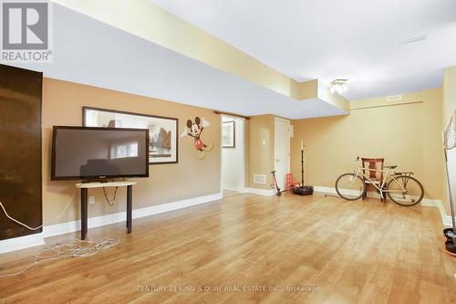 816 Millard St, Whitchurch-Stouffville, ON - Indoor Photo Showing Other Room