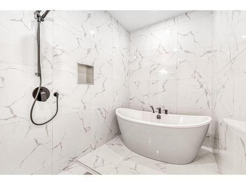 Bathroom - Ch. De L'Envolée, L'Ange-Gardien, QC - Indoor Photo Showing Bathroom