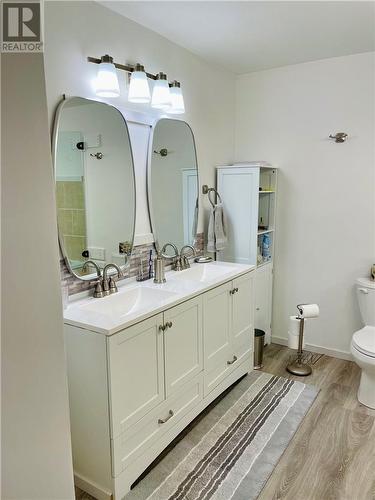 13951 Highway 542, Gore Bay, Manitoulin Island, ON - Indoor Photo Showing Bathroom