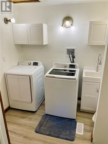 13951 Highway 542, Gore Bay, Manitoulin Island, ON - Indoor Photo Showing Laundry Room