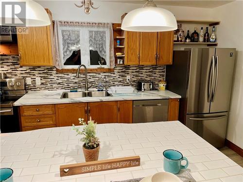 13951 Highway 542, Gore Bay, Manitoulin Island, ON - Indoor Photo Showing Kitchen With Double Sink With Upgraded Kitchen
