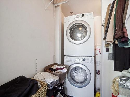 Salle de lavage - 605-400 Rue De L'Inspecteur, Montréal (Le Sud-Ouest), QC - Indoor Photo Showing Laundry Room