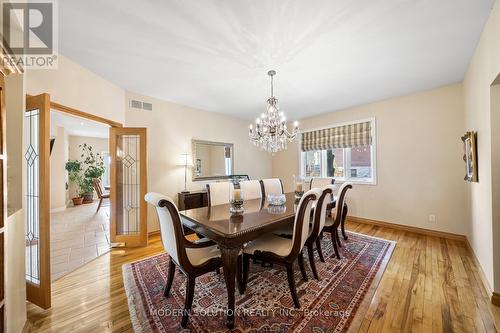 335 River Oak Place, Waterloo, ON - Indoor Photo Showing Dining Room