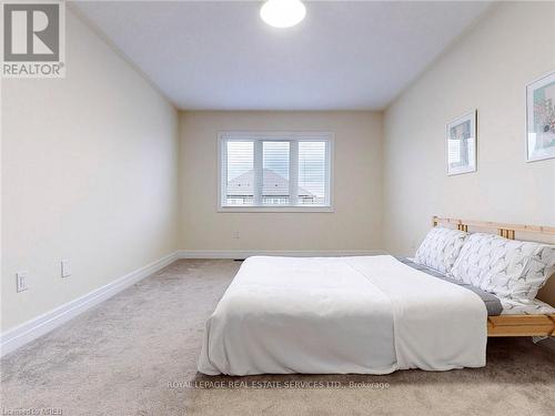 9498 Tallgrass Ave, Niagara Falls, ON - Indoor Photo Showing Bedroom