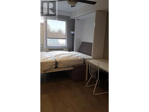 925 Leon Avenue Unit# 428, Kelowna, BC - Indoor Photo Showing Bedroom