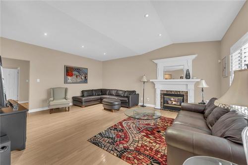 135 Garth Trails Crescent, Hamilton, ON - Indoor Photo Showing Living Room With Fireplace