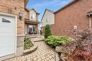 135 Garth Trails Crescent, Hamilton, ON  - Outdoor With Exterior 