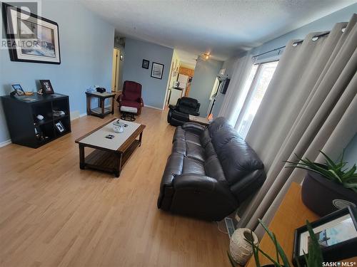 411 Broad Street, Cut Knife, SK - Indoor Photo Showing Living Room