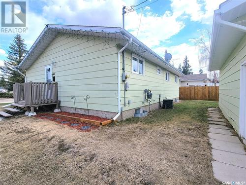 411 Broad Street, Cut Knife, SK - Outdoor With Exterior