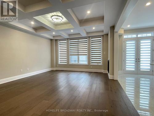 98 Marbrook St, Richmond Hill, ON - Indoor Photo Showing Other Room