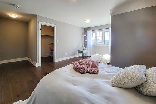 188 Rykert Street, St. Catharines, ON - Indoor Photo Showing Bedroom