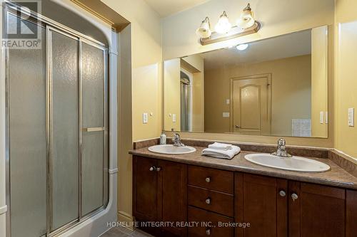 211 - 78 Sunset Boulevard, New Tecumseth, ON - Indoor Photo Showing Bathroom