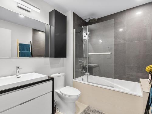 Bathroom - 714-1188 Rue St-Antoine O., Montréal (Ville-Marie), QC - Indoor Photo Showing Bathroom