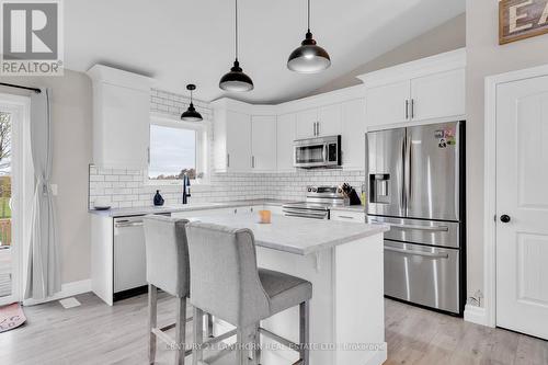 96 Pitts Landing Road, Madoc, ON - Indoor Photo Showing Kitchen With Upgraded Kitchen