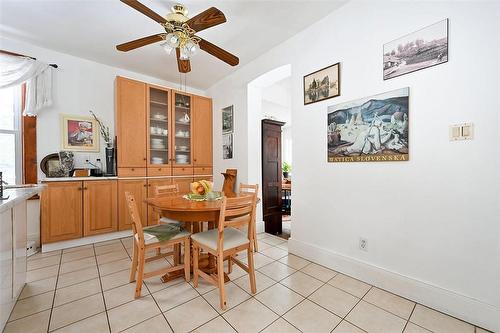 1650 Conc 6 Road W, Rockton, ON - Indoor Photo Showing Dining Room